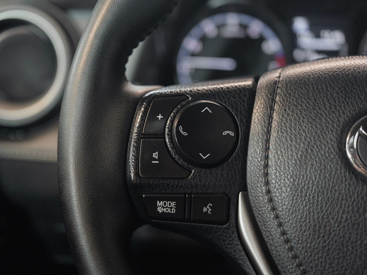 Toyota RAV4 2016 - фото автомобиля