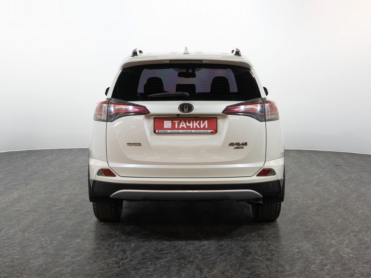 Toyota RAV4 2016 - фото автомобиля