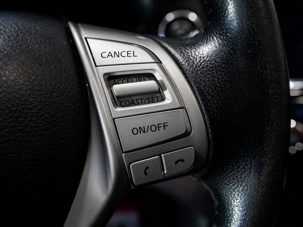 Nissan X-Trail 2015 - фото автомобиля