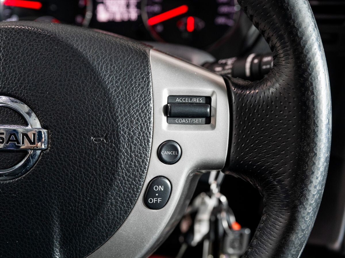 Nissan X-Trail 2011 - фото автомобиля