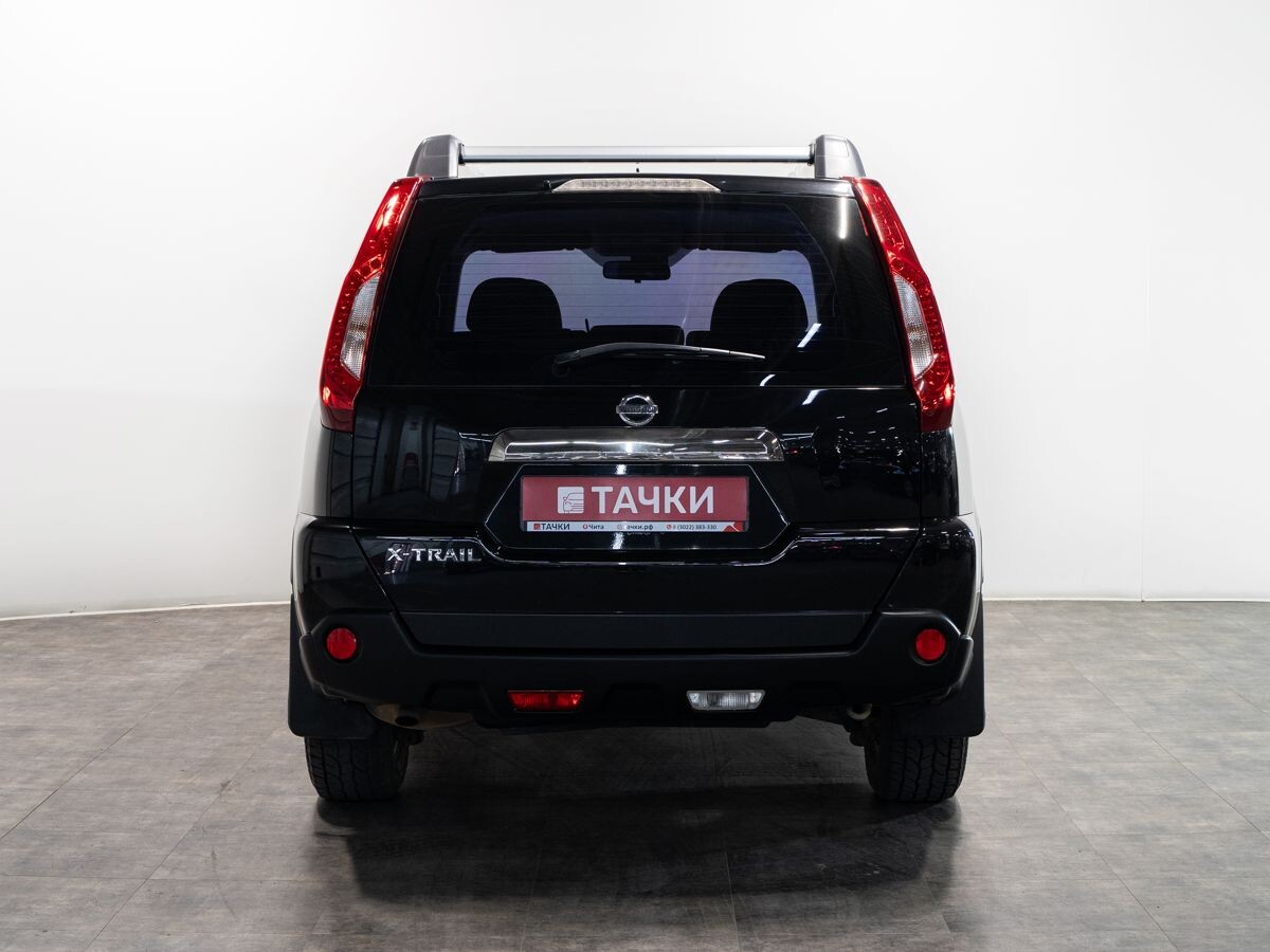 Nissan X-Trail 2011 - фото автомобиля