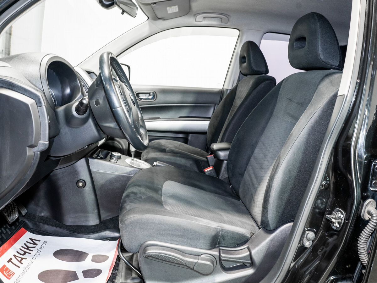Nissan X-Trail 2011 - фото автомобиля