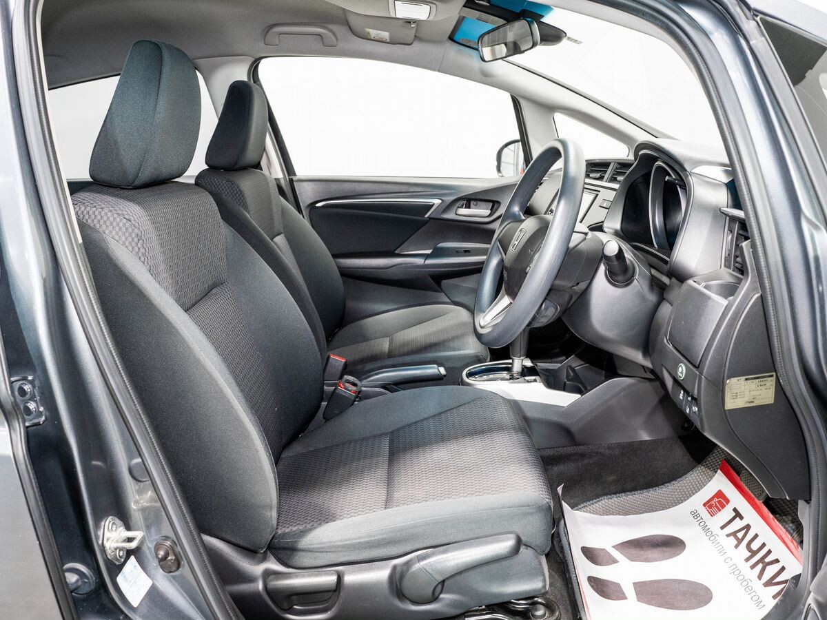 Honda Fit 2019 - фото автомобиля