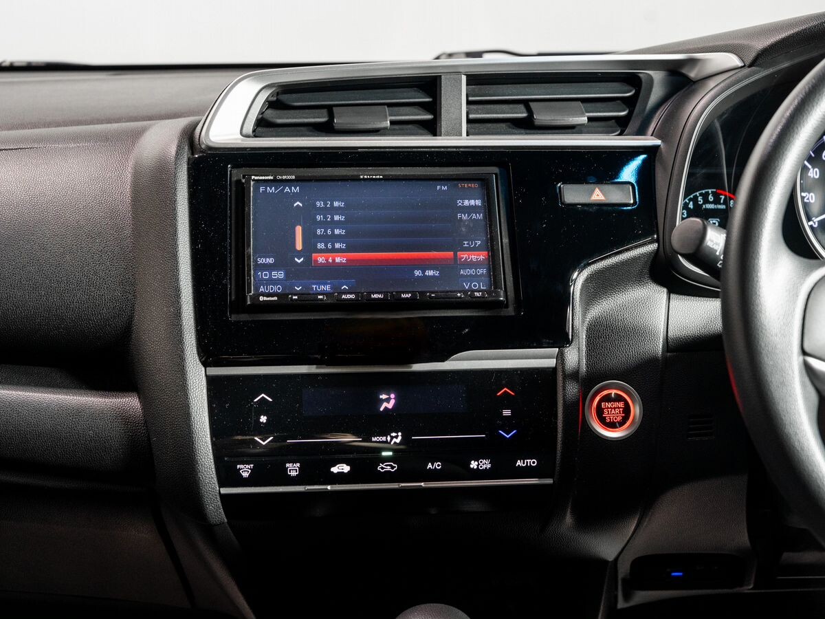 Honda Fit 2019 - фото автомобиля