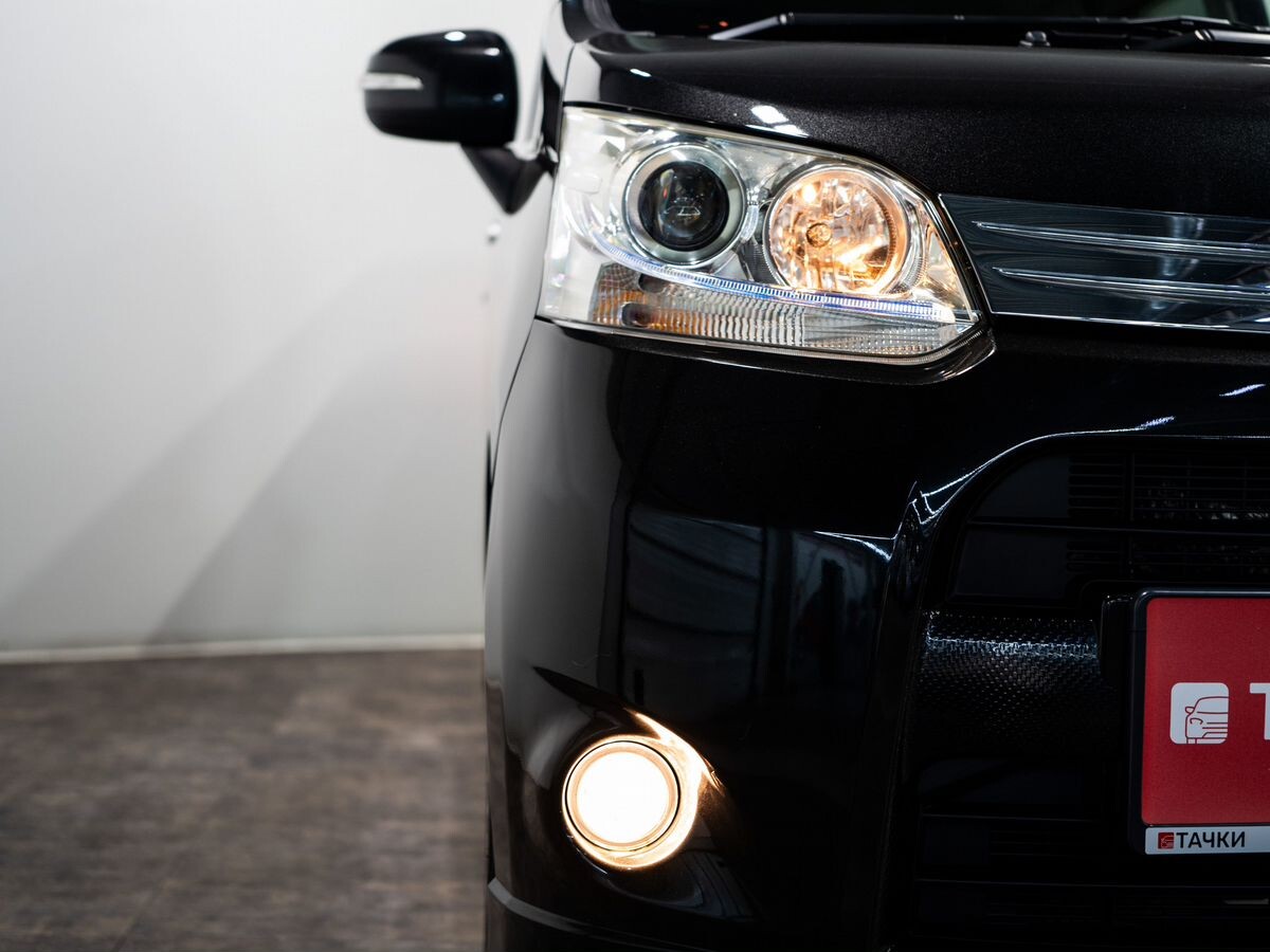Daihatsu Move 2011 - фото автомобиля