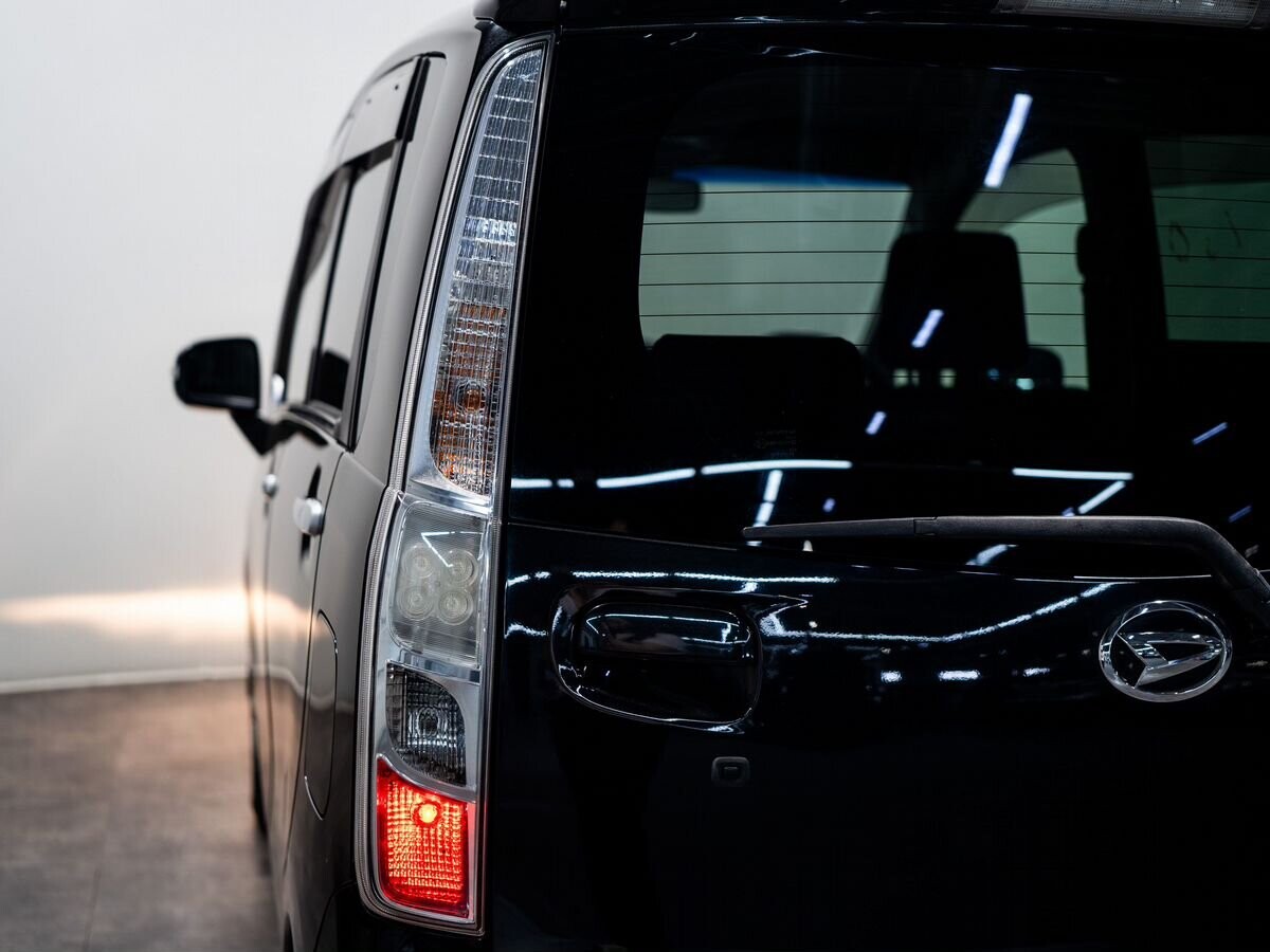 Daihatsu Move 2011 - фото автомобиля