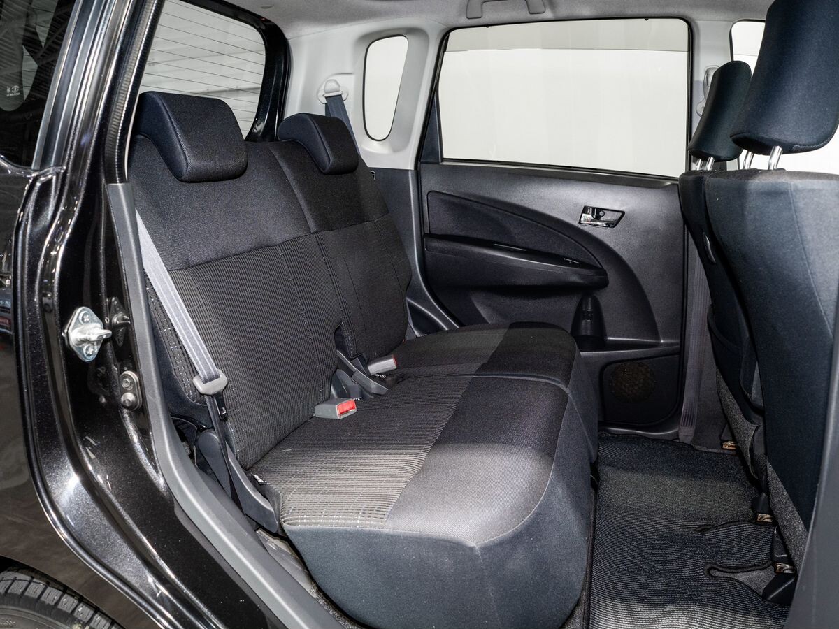 Daihatsu Move 2011 - фото автомобиля