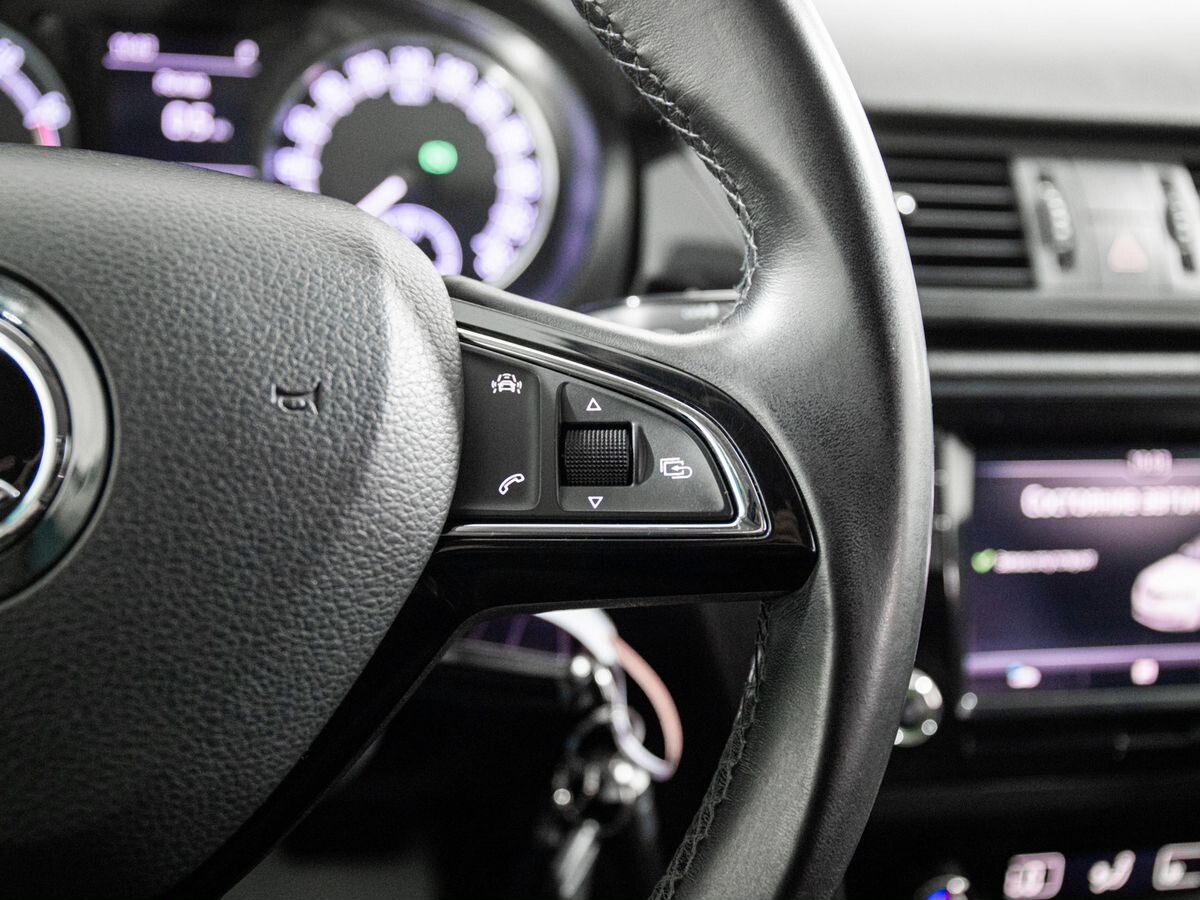 Skoda Rapid 2017 - фото автомобиля