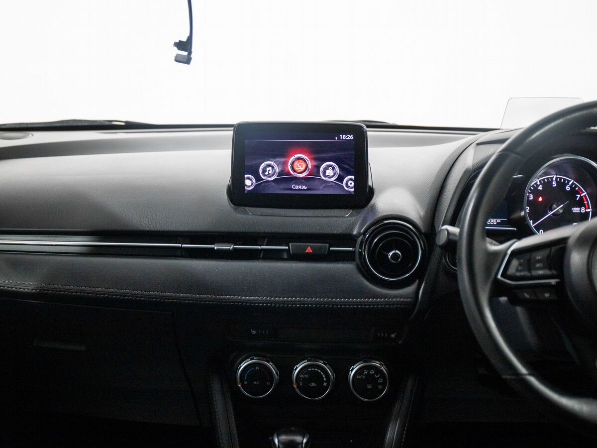Mazda Demio 2019 - фото автомобиля