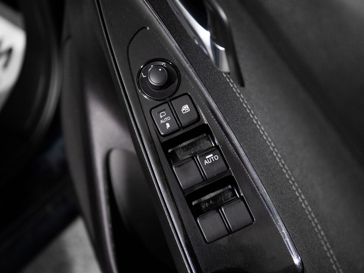 Mazda Demio 2019 - фото автомобиля