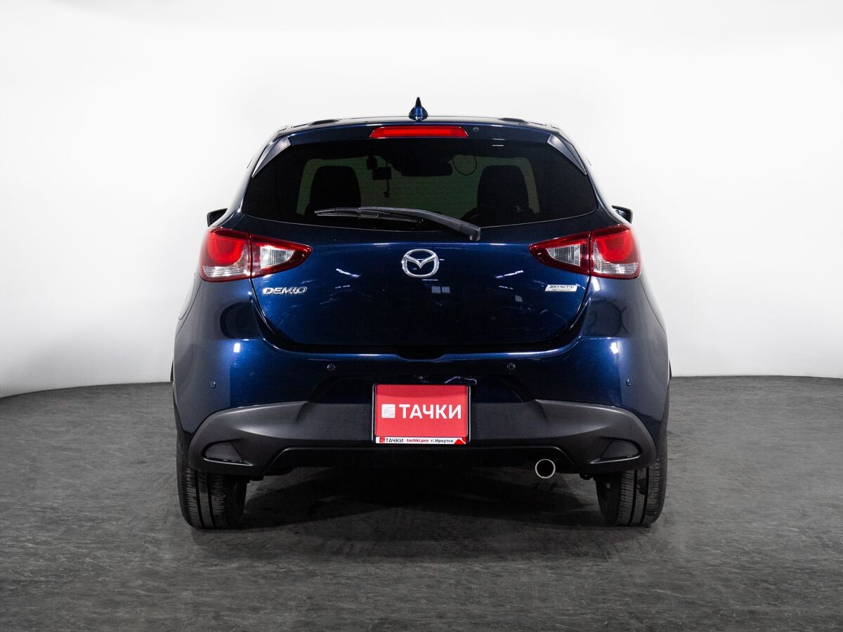 Mazda Demio 2019 - фото автомобиля
