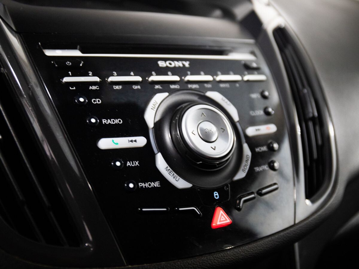 Ford Kuga 2013 - фото автомобиля