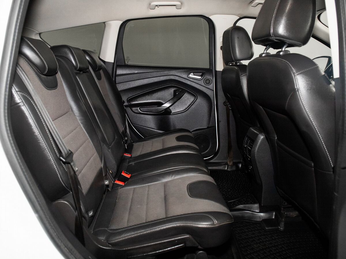 Ford Kuga 2013 - фото автомобиля