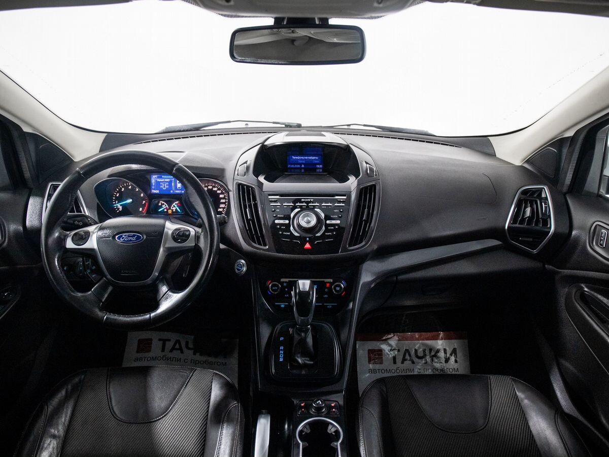 Ford Kuga 2013 - фото автомобиля