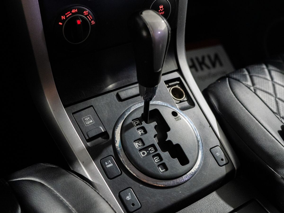Suzuki Grand Vitara 2011 - фото автомобиля