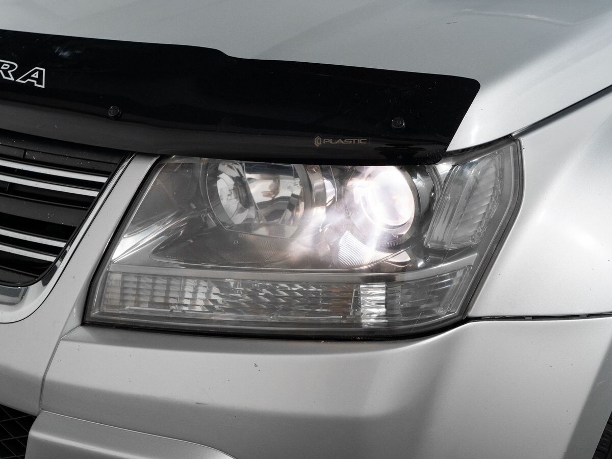 Suzuki Grand Vitara 2011 - фото автомобиля