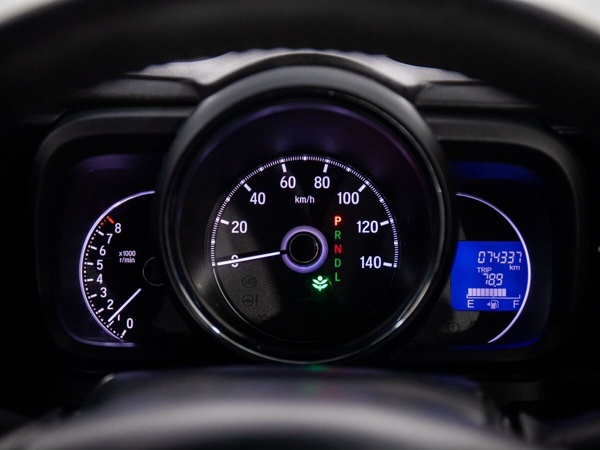Honda N-ONE 2015 - фото автомобиля