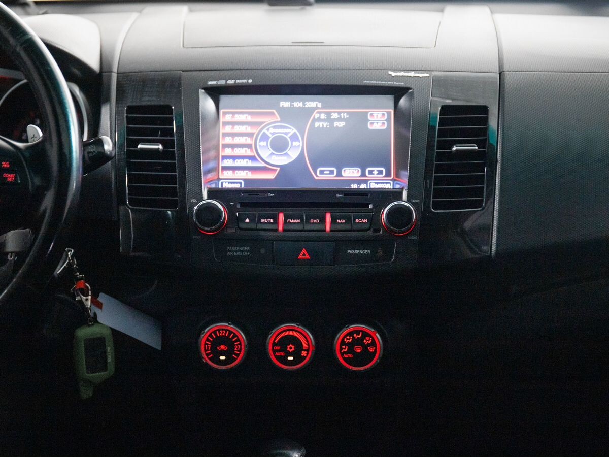Mitsubishi Outlander 2007 - фото автомобиля