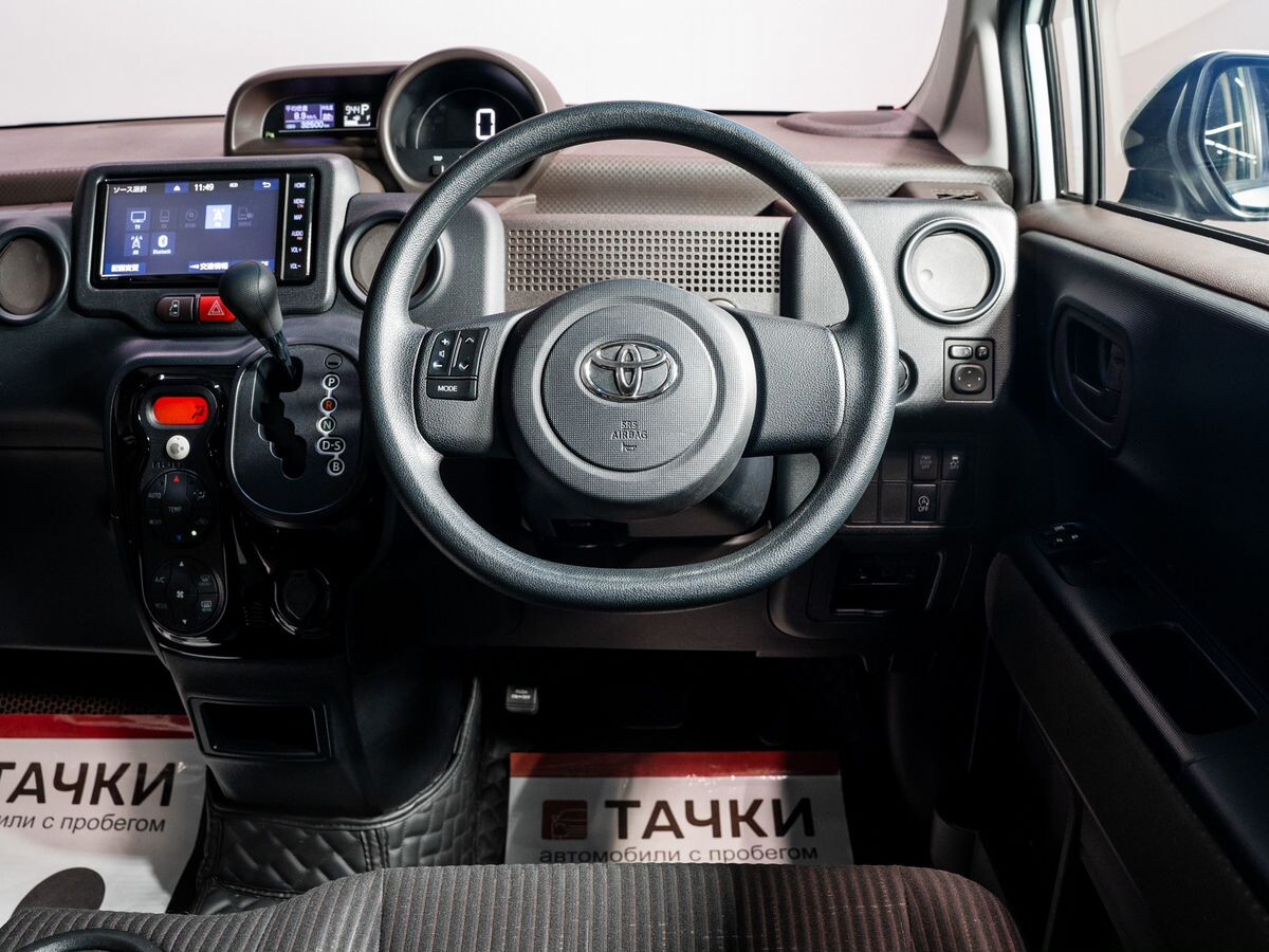 Toyota Porte 2019 - фото автомобиля