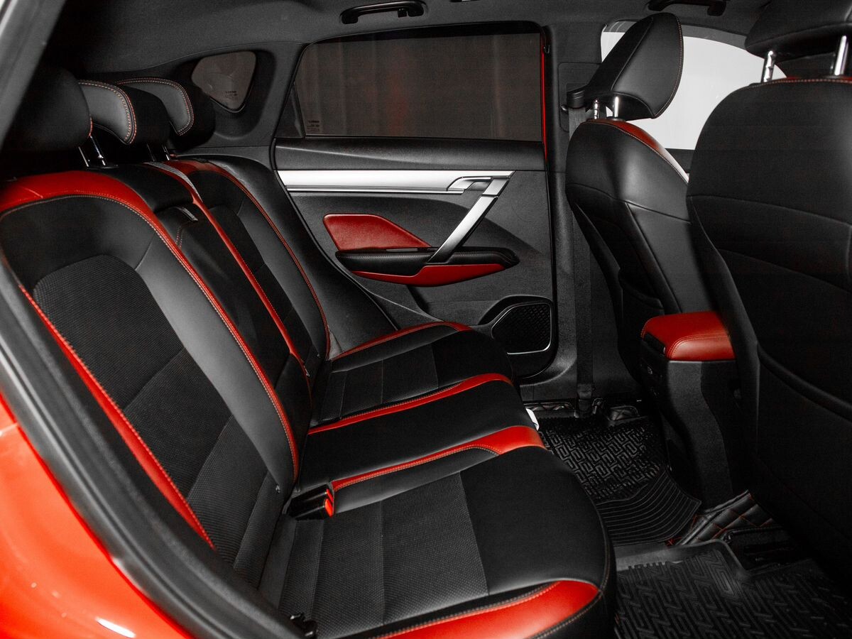 Geely Coolray 2020 - фото автомобиля