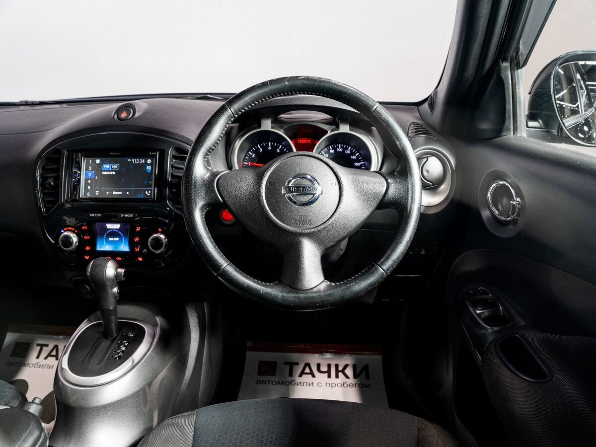 Nissan Juke 2012 - фото автомобиля