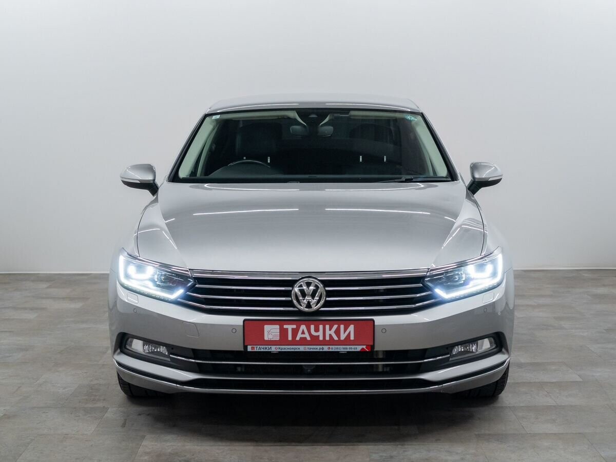 Volkswagen Passat 2016 - фото автомобиля