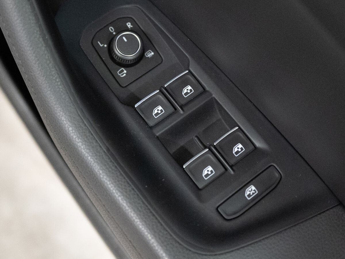 Volkswagen Passat 2016 - фото автомобиля