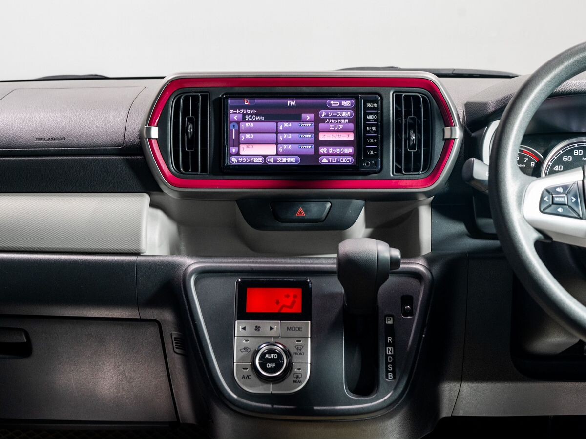 Toyota Passo 2018 - фото автомобиля