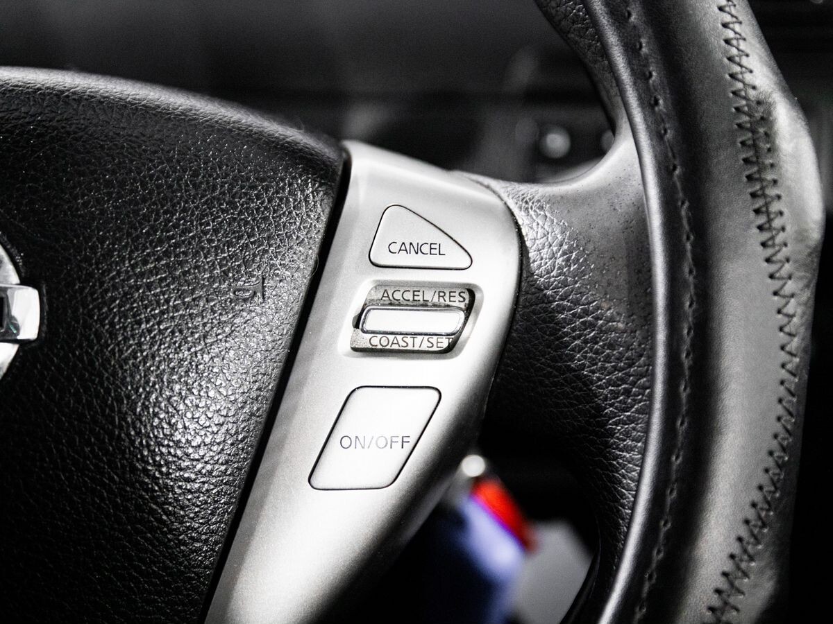Nissan Serena 2012 - фото автомобиля