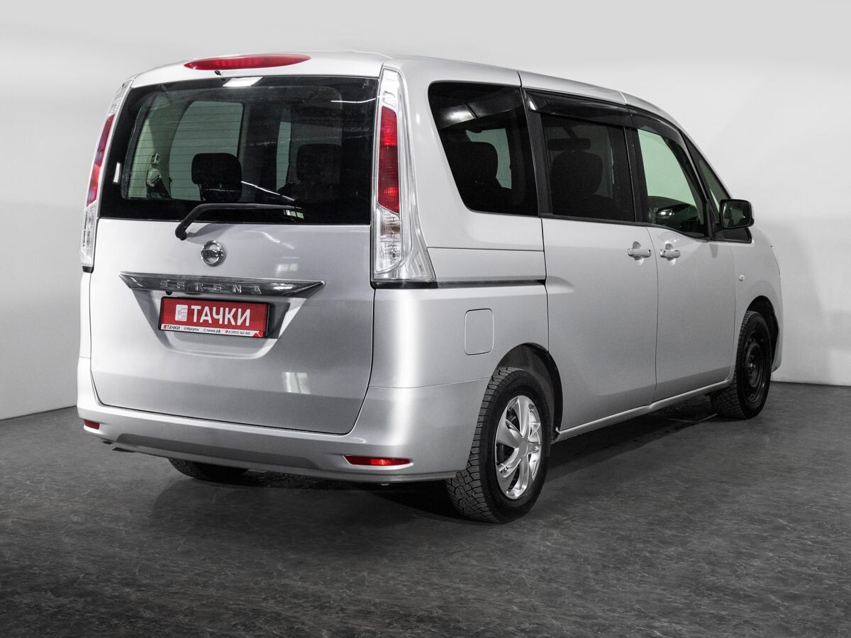 Nissan Serena 2012 - фото автомобиля
