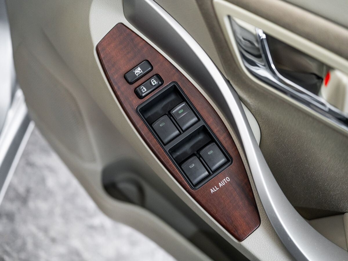 Toyota Premio 2010 - фото автомобиля