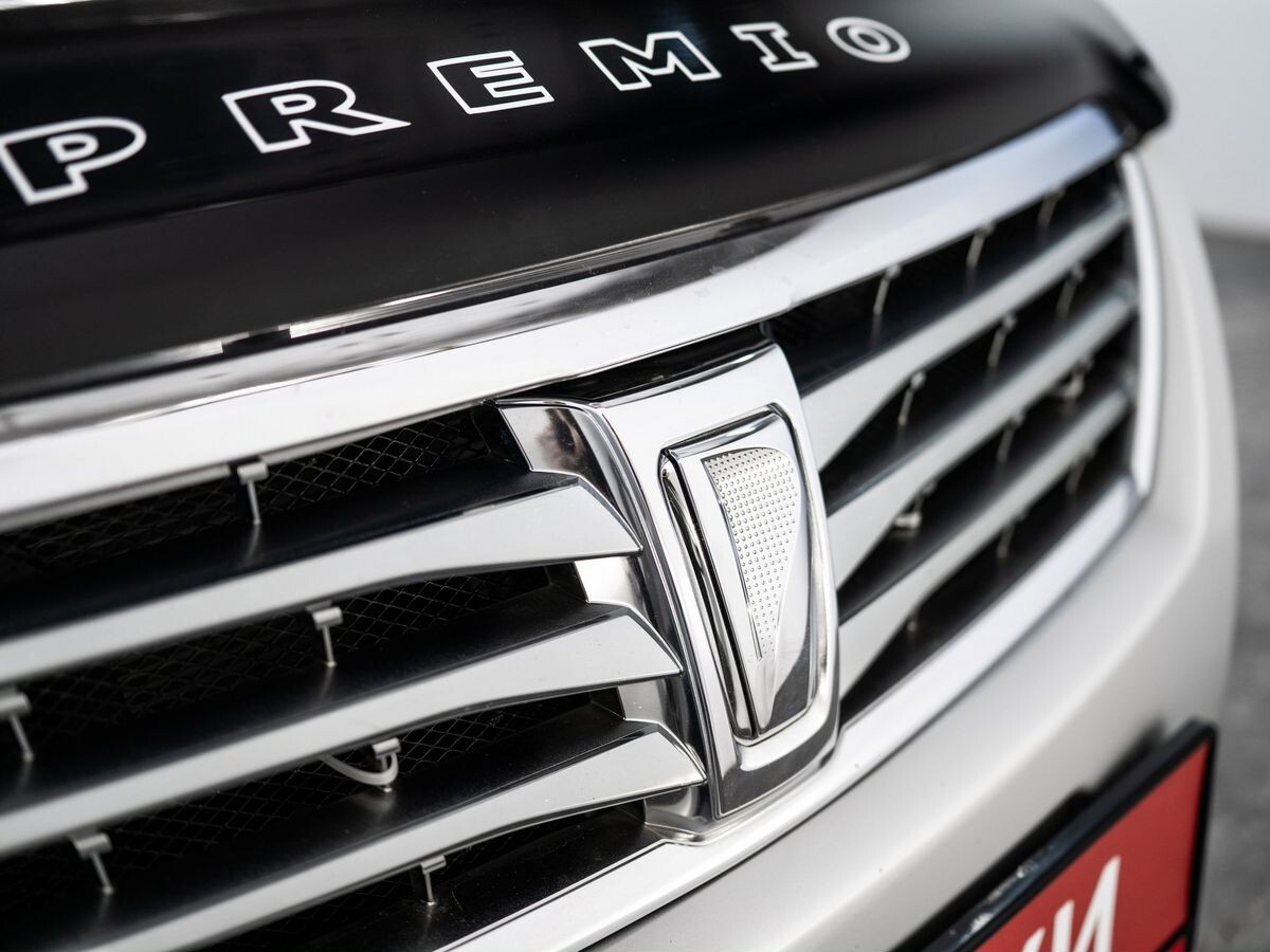 Toyota Premio 2010 - фото автомобиля