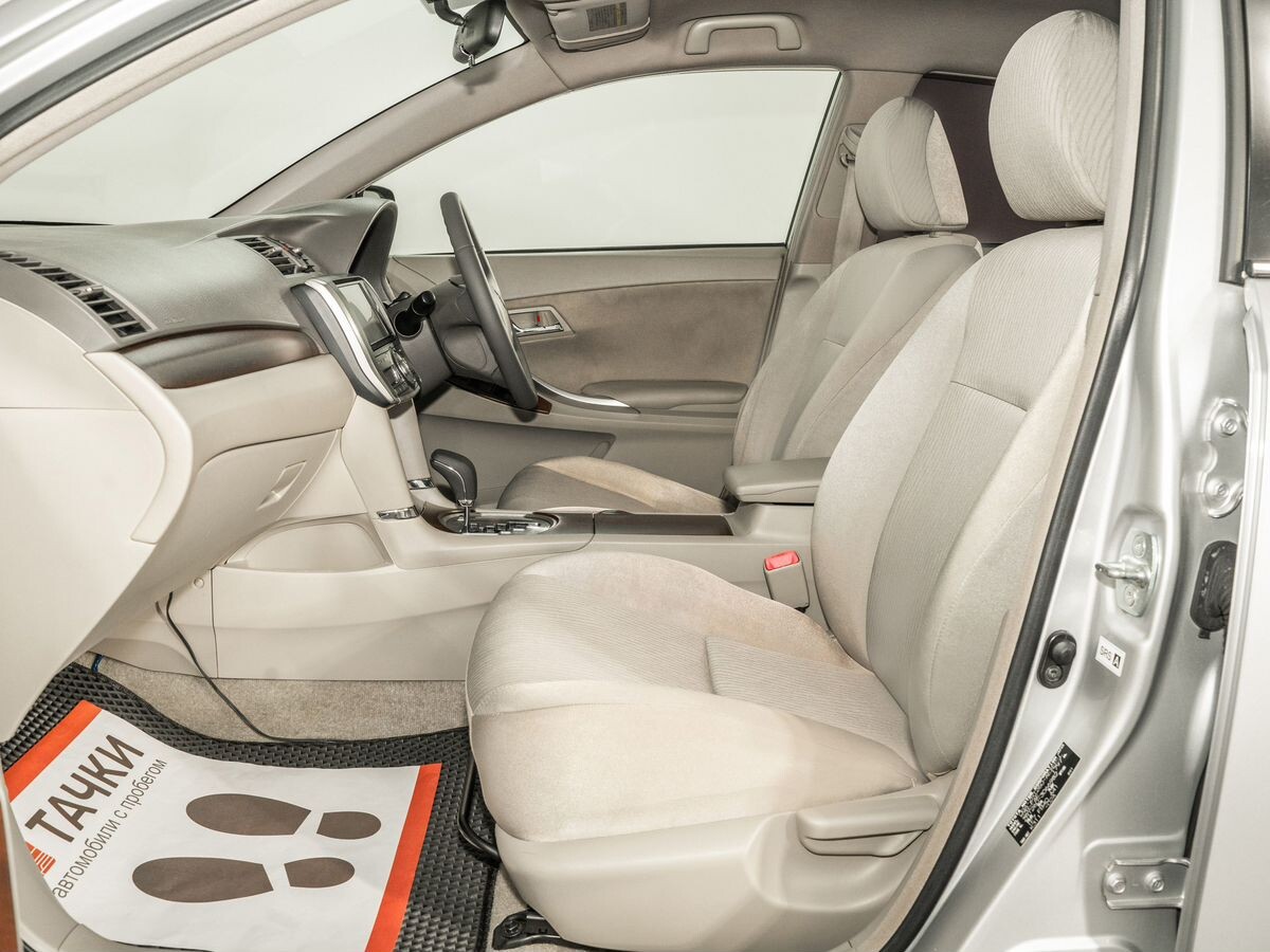 Toyota Premio 2010 - фото автомобиля