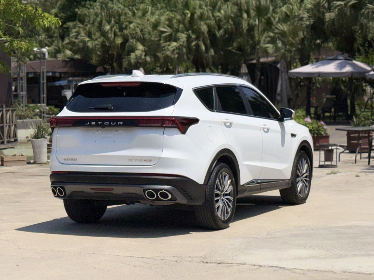 Jetour X70 Plus 2023 - фото автомобиля