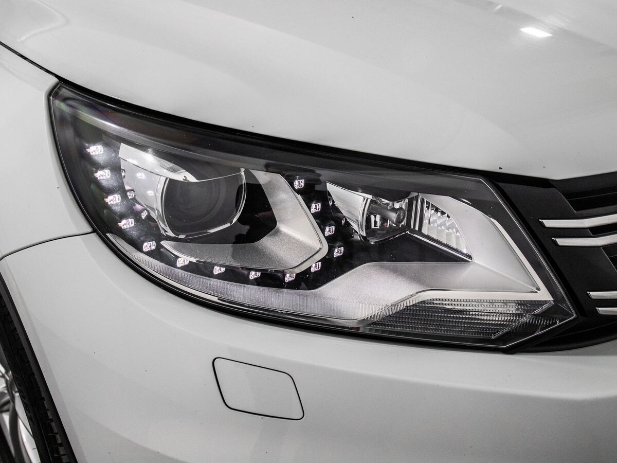 Volkswagen Tiguan 2014 - фото автомобиля