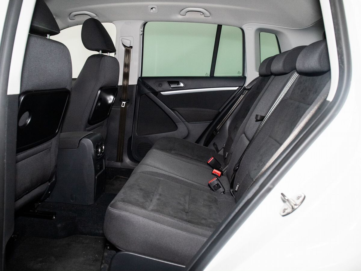 Volkswagen Tiguan 2014 - фото автомобиля