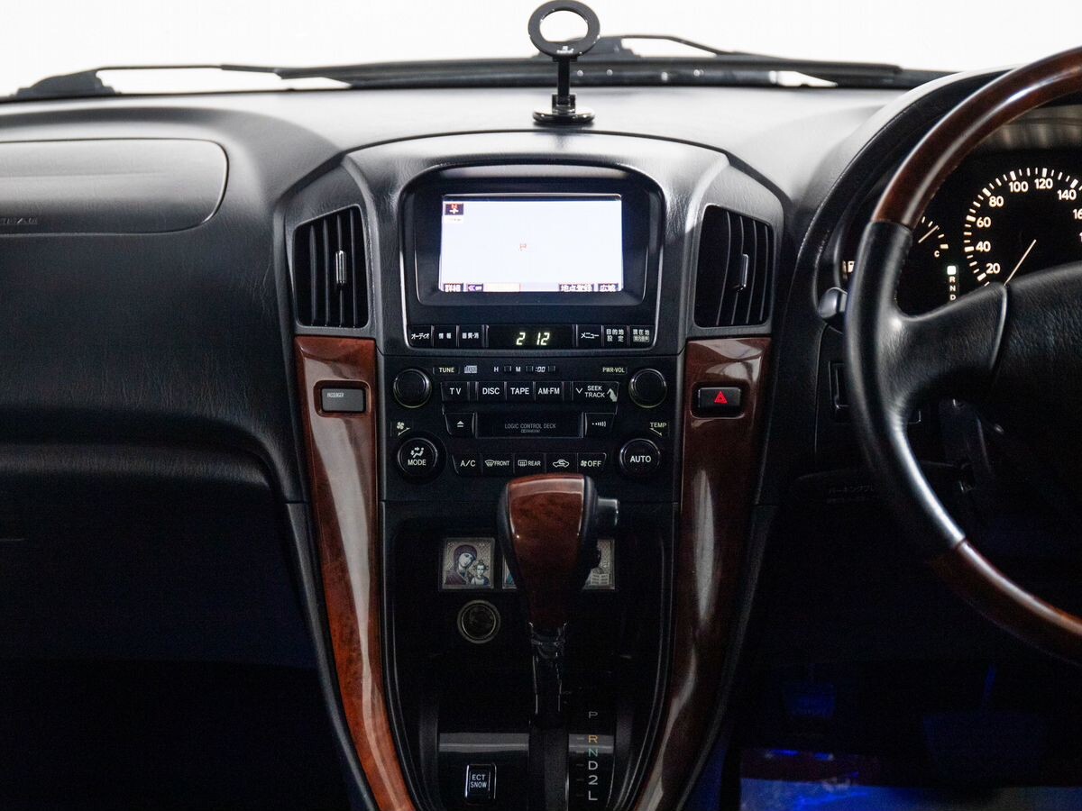 Toyota Harrier 2001 - фото автомобиля