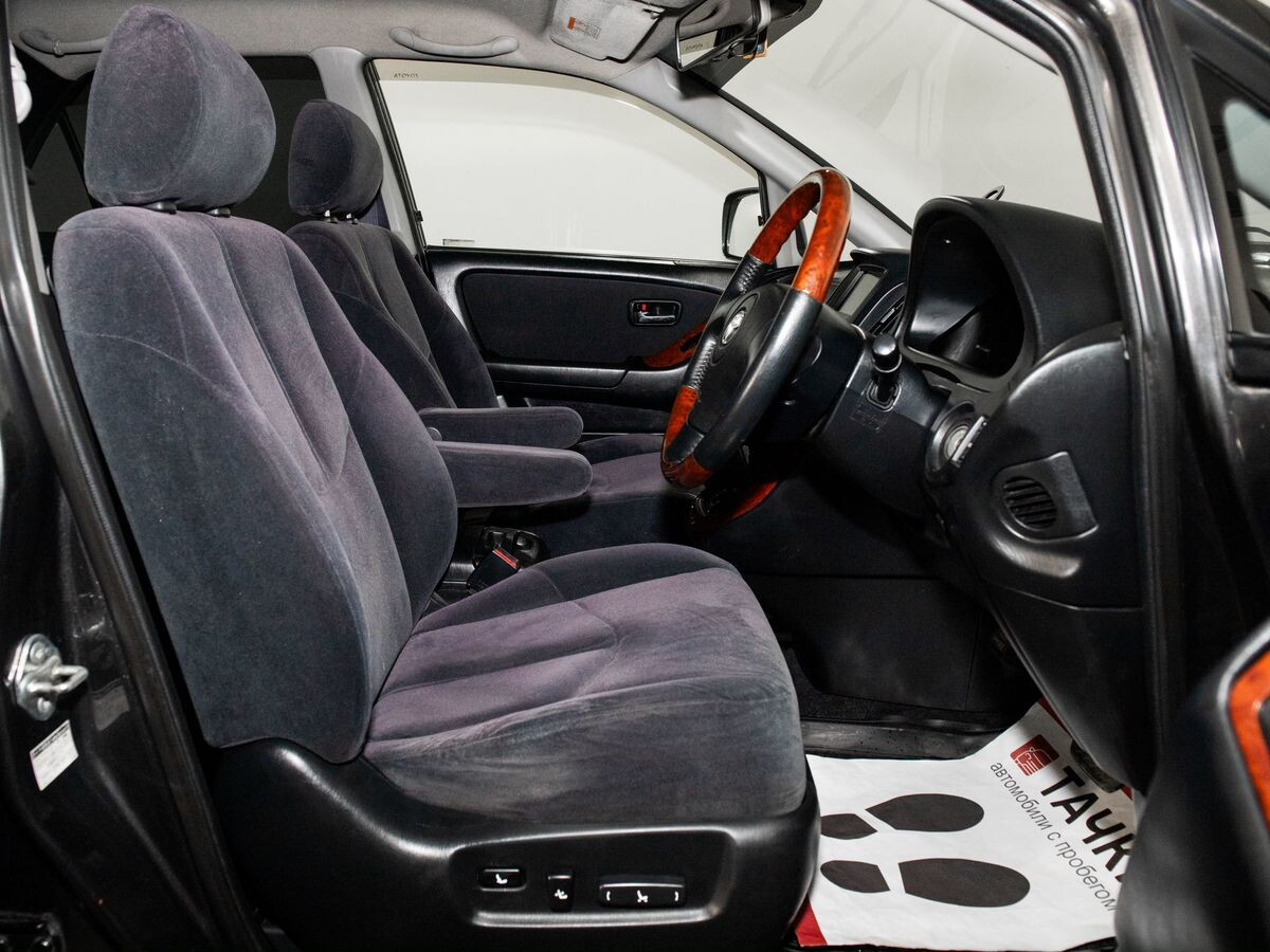 Toyota Harrier 2001 - фото автомобиля