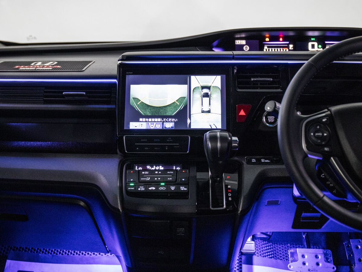Honda Stepwgn 2020 - фото автомобиля