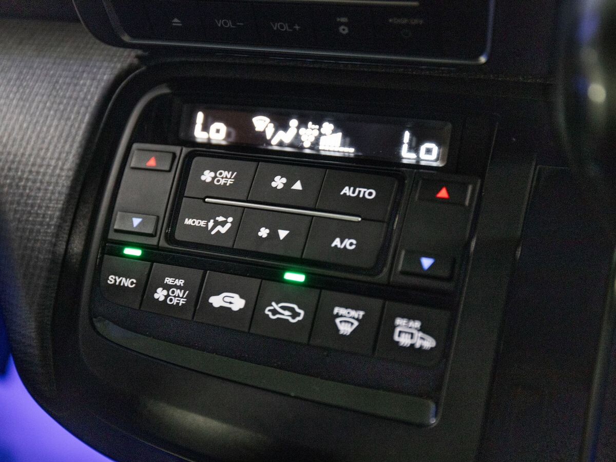Honda Stepwgn 2020 - фото автомобиля