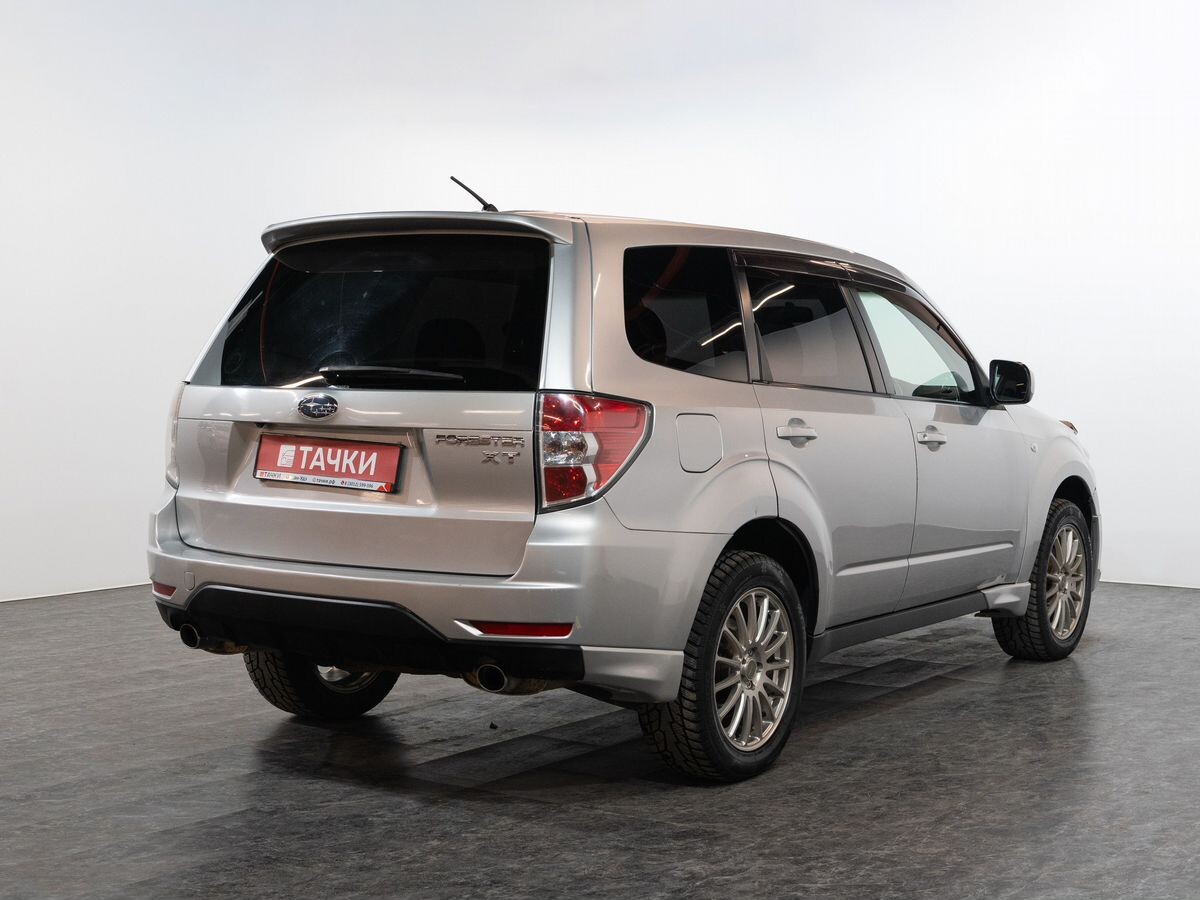 Subaru Forester 2010 - фото автомобиля