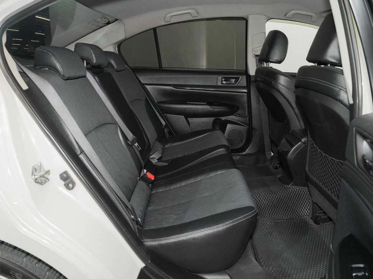 Subaru Legacy 2009 - фото автомобиля