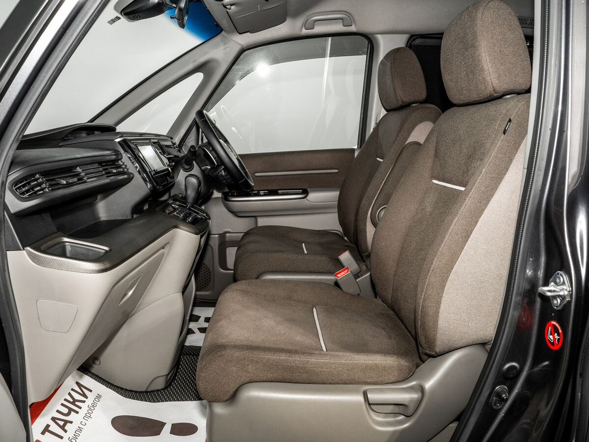 Honda Stepwgn 2017 - фото автомобиля