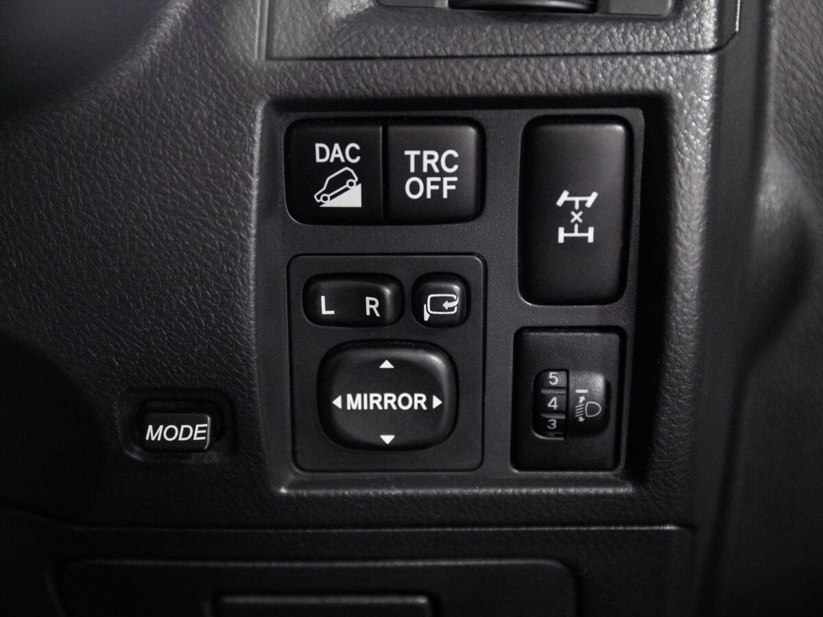 Toyota Rush 2009 - фото автомобиля
