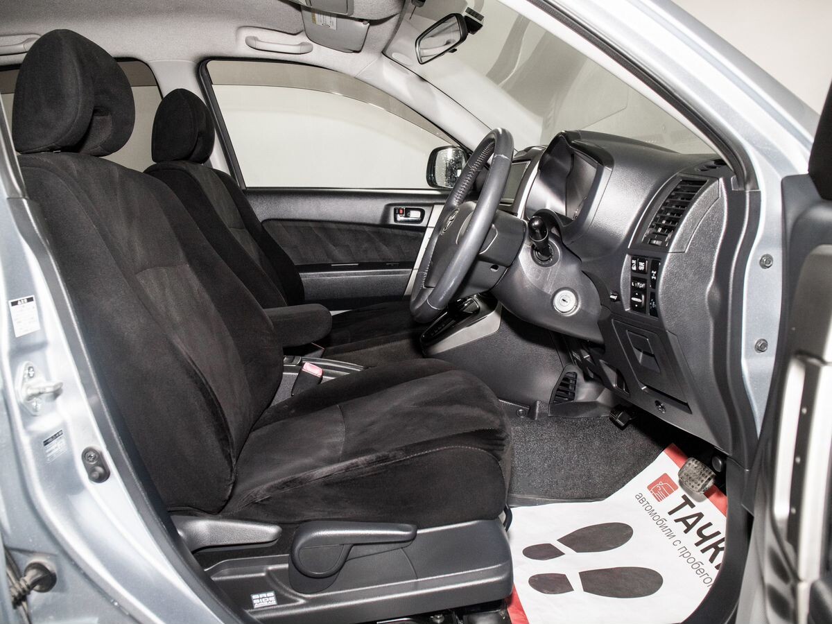 Toyota Rush 2009 - фото автомобиля