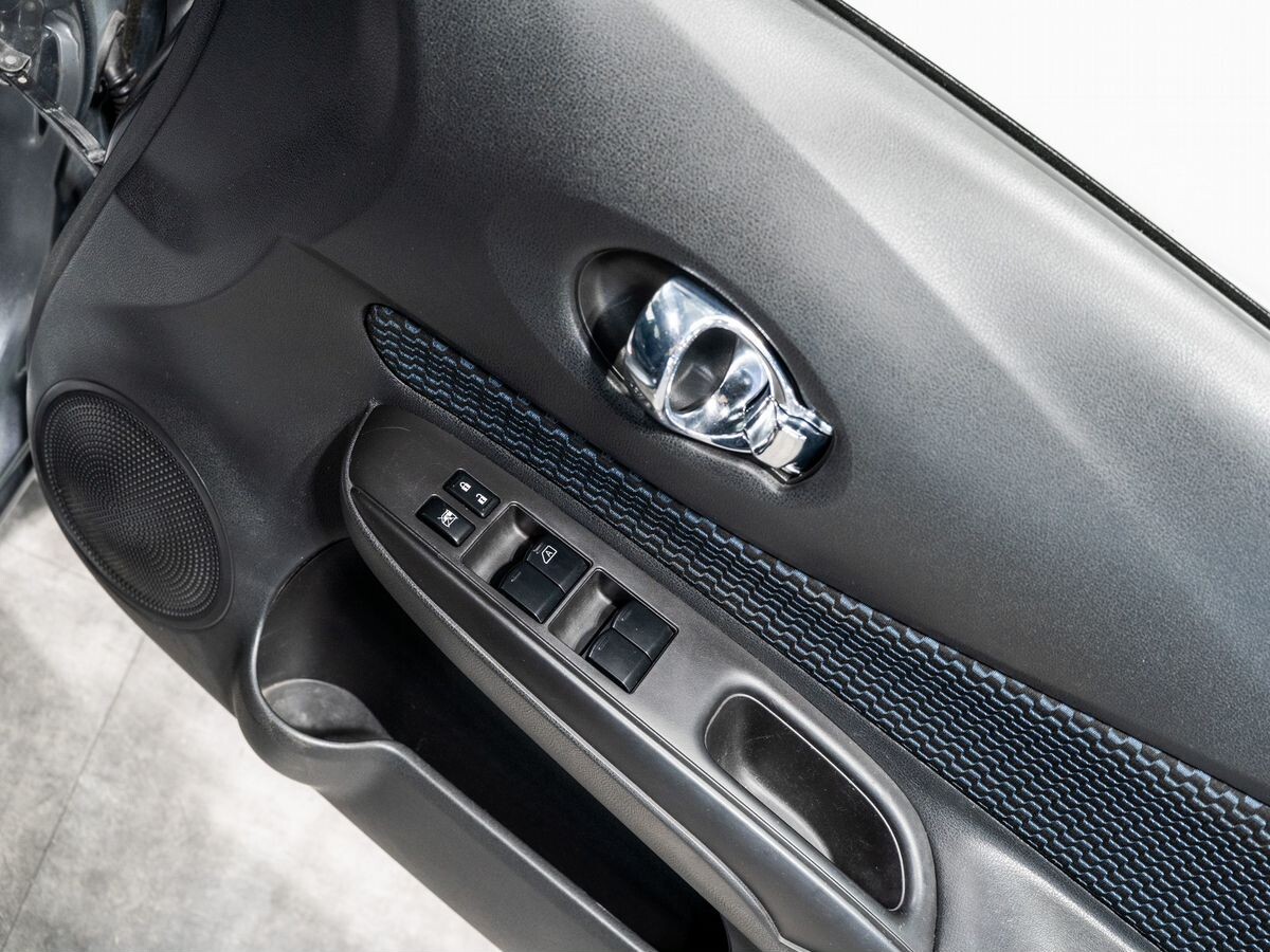 Nissan Note 2013 - фото автомобиля