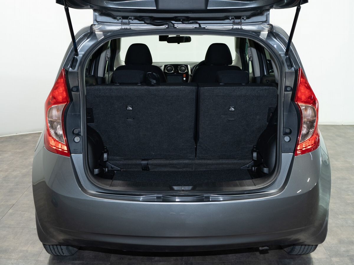 Nissan Note 2013 - фото автомобиля