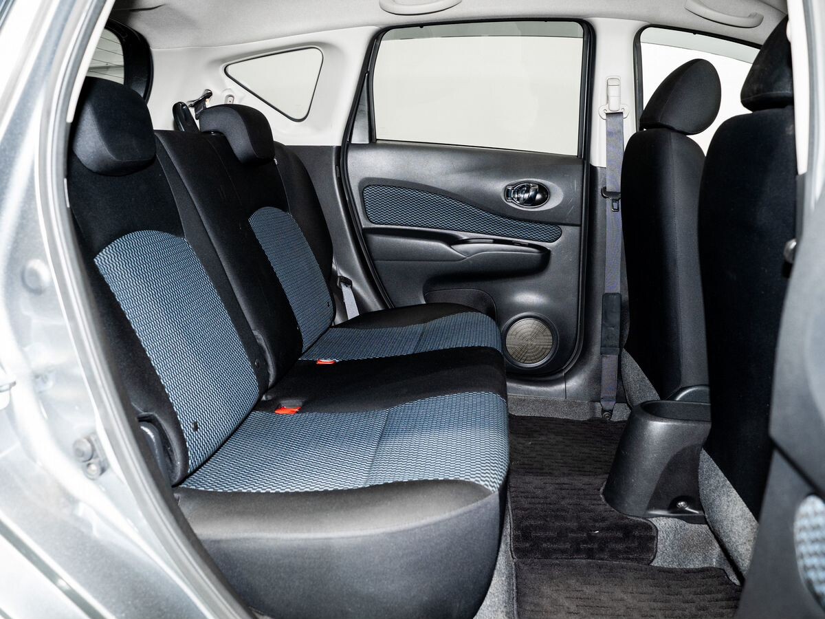 Nissan Note 2013 - фото автомобиля