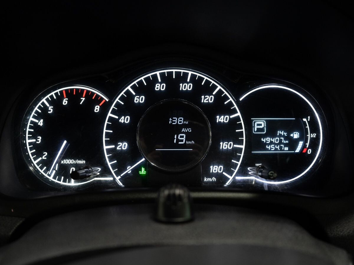 Nissan Note 2013 - фото автомобиля