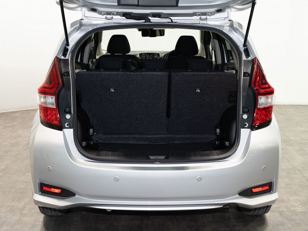 Nissan Note 2019 - фото автомобиля